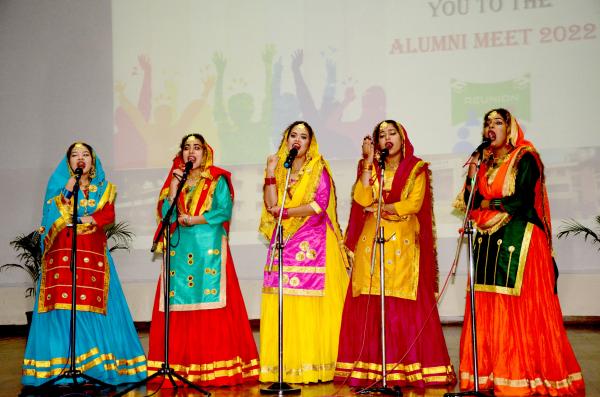 Student perform Punjabi tappe in Alumni meet on 30th April, 2022